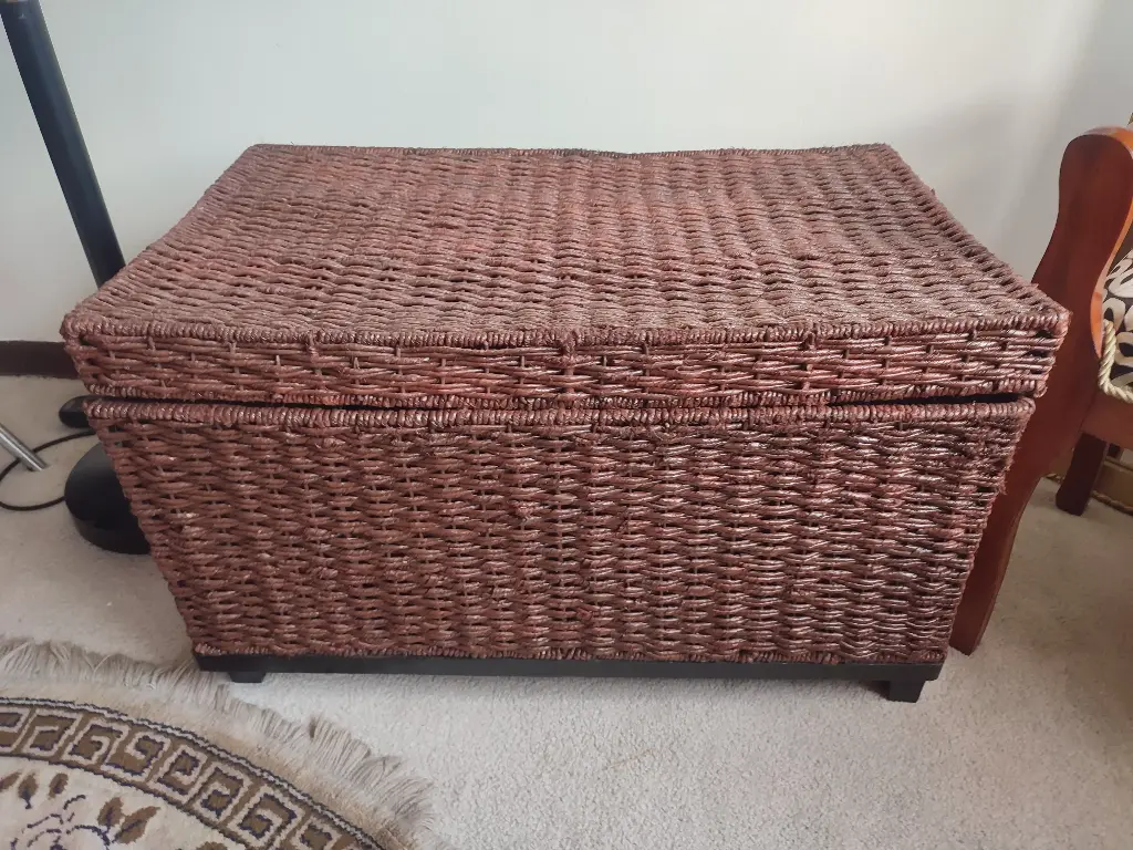 (Vendido) Baúl, cesta o caja organizadora en mimbre