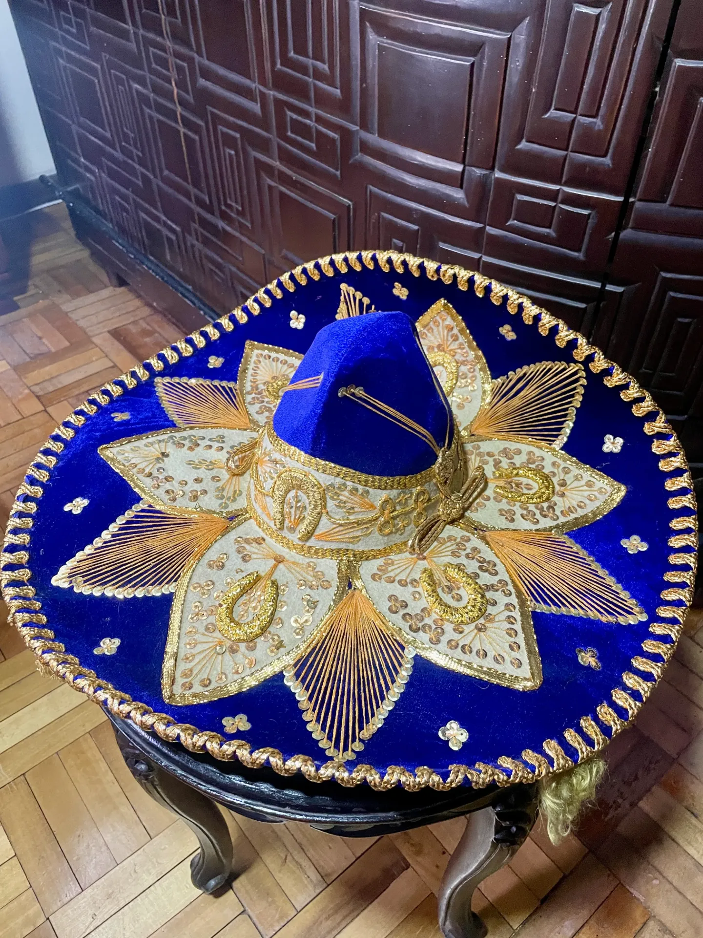 Sombrero mexicano azúl