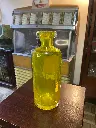 Botella amarilla