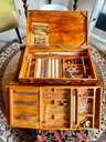 Antiguo kit o estuche sueco de elementos de laboratorio de química