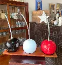 Decoración de mesa 3 frutas: negra, roja y blanca