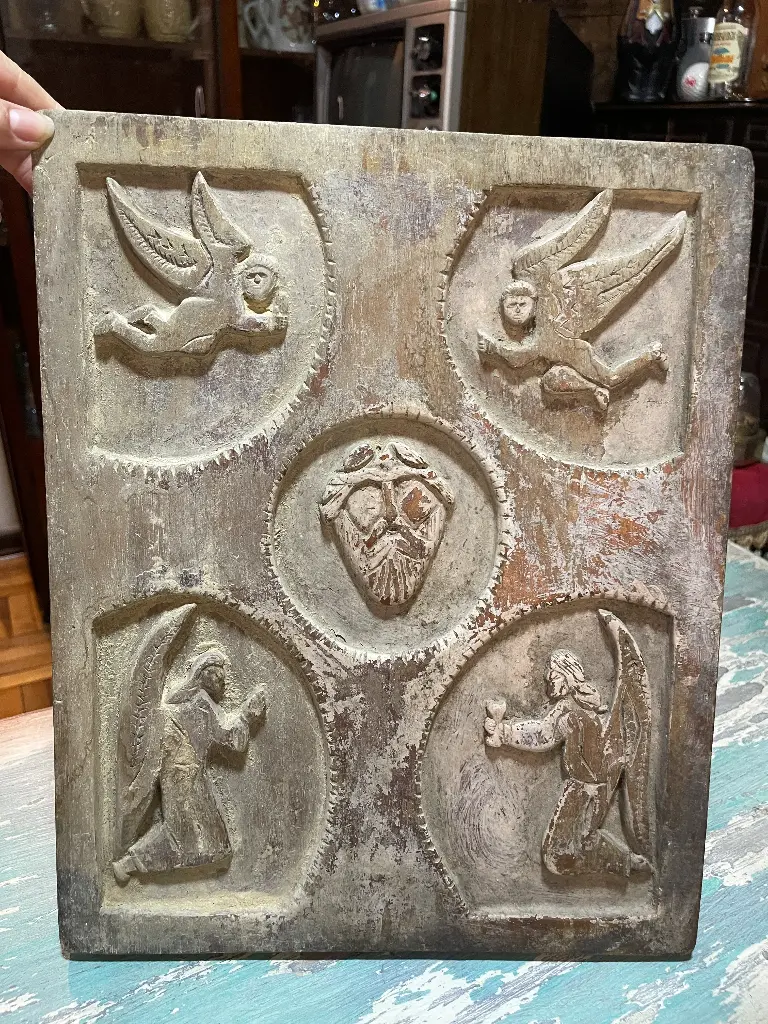 Retablo católico antiguo