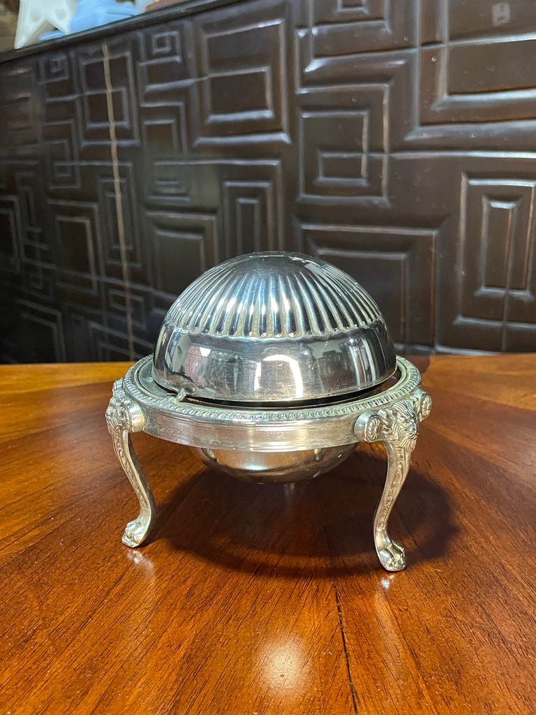 Plato de caviar o mantequilla