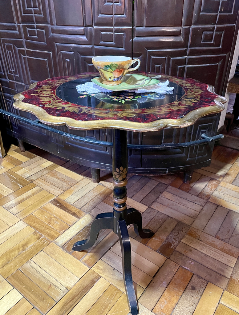 Mesa auxiliar de estilo Napoleón III