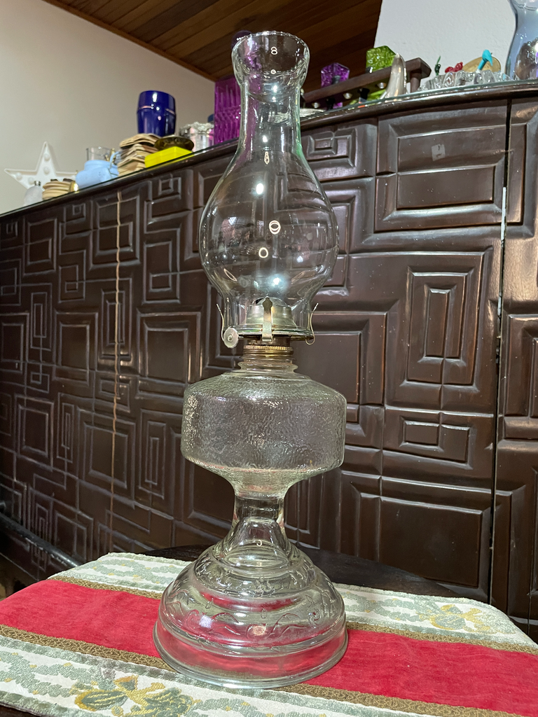 Lámpara de aceite, petróleo o kerosene en vidrio