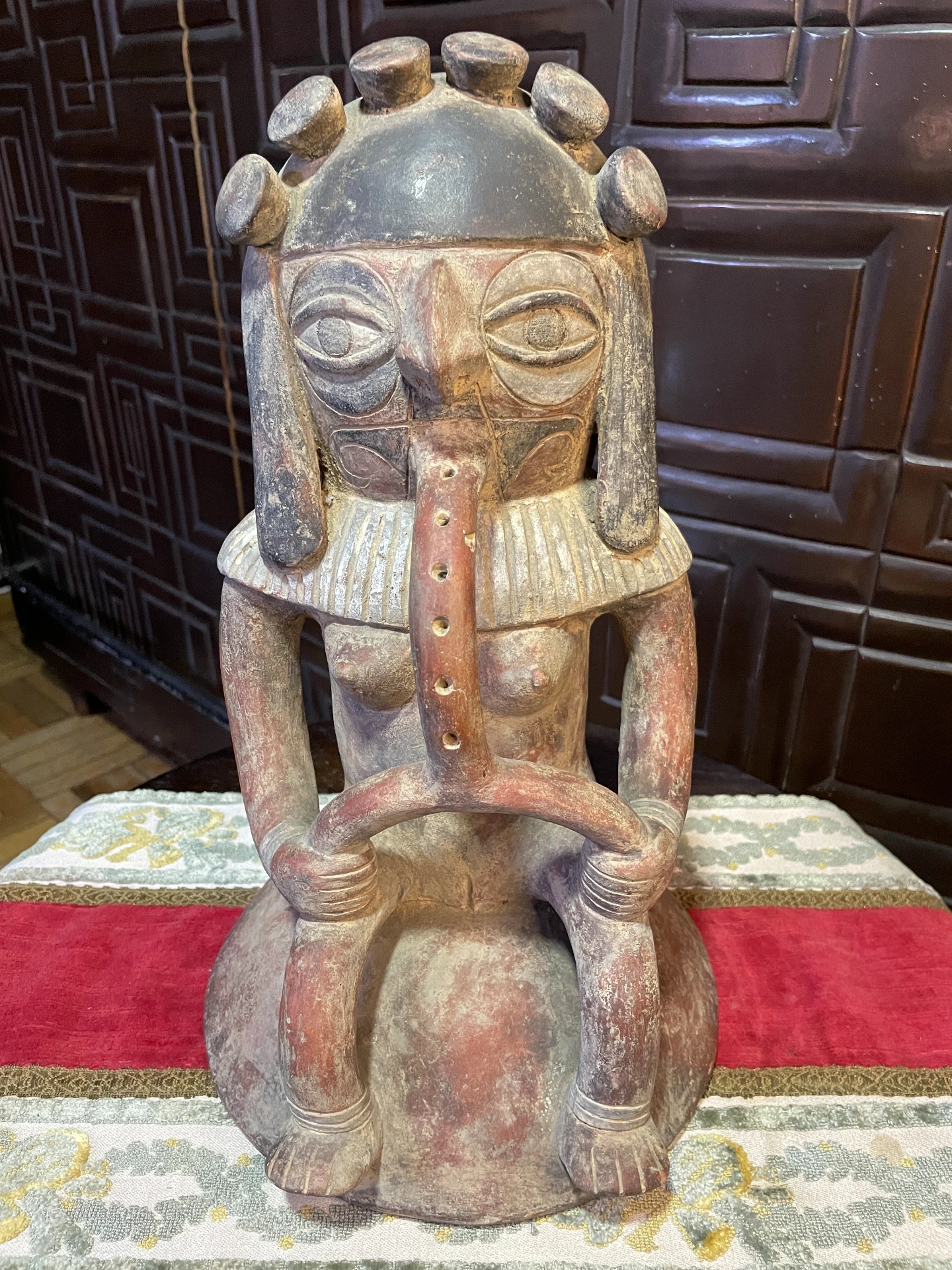 IMITACIÓN Figura decorativa de cerámica precolombina