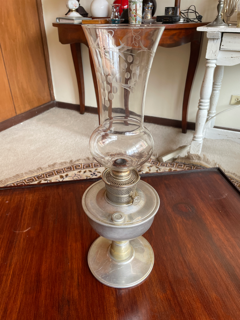 Lámpara de aceite o queroseno marca Aladdin