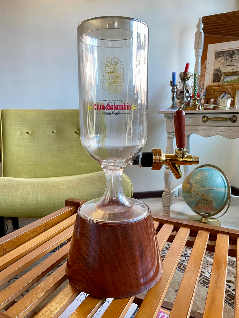 (Vendido) Dispensador de cerveza de colección de la marca de cerveza Club Colombia