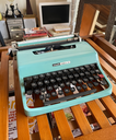 Máquina de escribir Olivetti Lettera 32