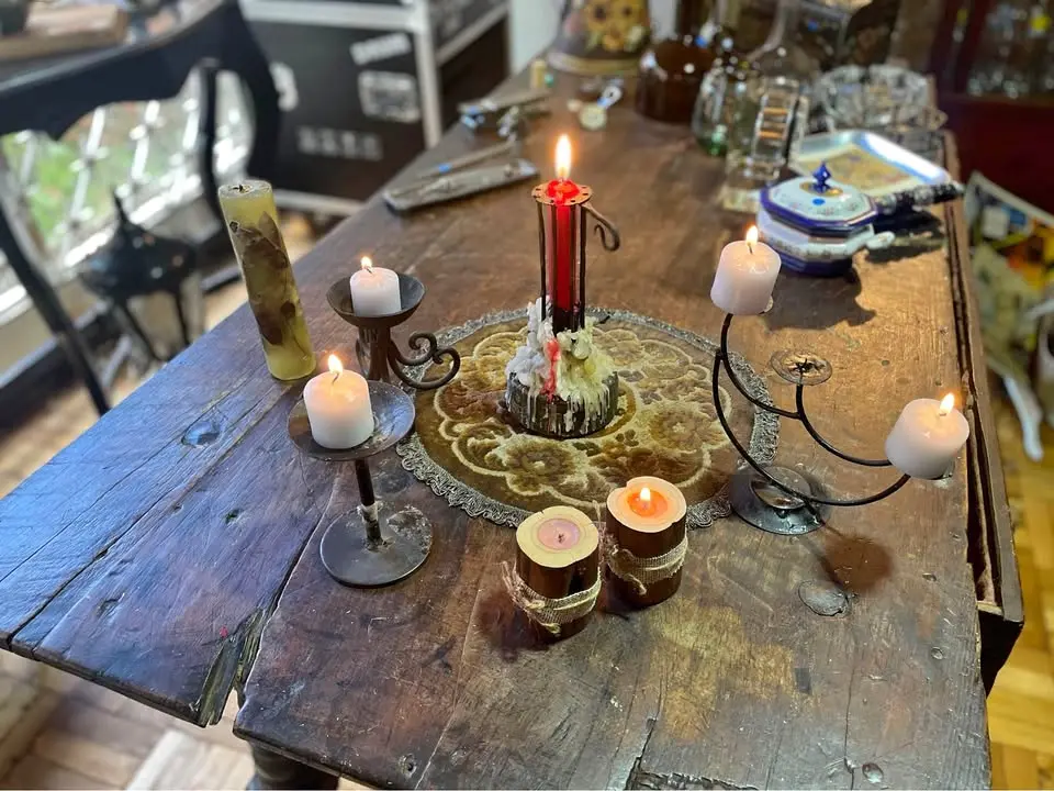 Candelabros y velas juego x 4