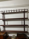 Repisa, mueble en madera fina
