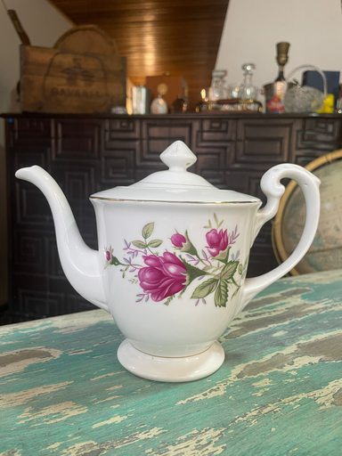 [TES-A-00000000359] Tetera en porcelana china
