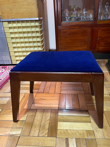 [TES-A-00000000360] Z Butaco o silla en madera y terciopelo azul