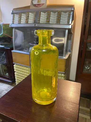[TES-A-00000000362] Botella amarilla