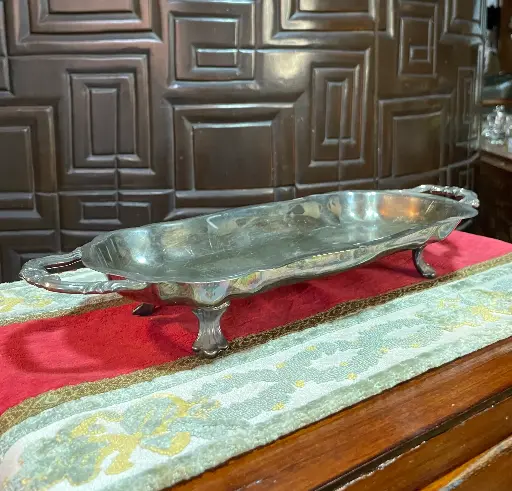 [TES-A-00000000432] Fuente o bandeja en electroplata con patas