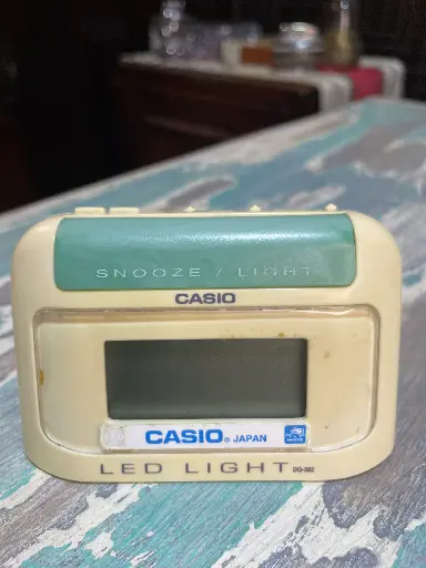 [TES-A-00000000461] Despertador Casio Led Light