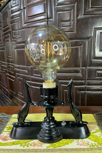 Lámpara de escritorio o mesa estilo Art Deco color negro 