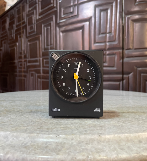 Reloj despertador Braun Voice Control
