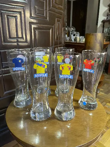[TES-A-00000000134] Colección de vasos de los mundiales Cerveza Águila